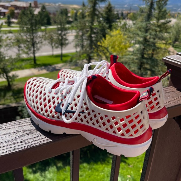 2008 Nike Rejuvenat8 USA Olympic Medal Stand Red & White Sneakers - Picture 3 of 16